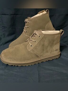 UGG Neumel Boot “Olive Green” Suede Men’s 10 / Womens 11.5 New w/ NO BOX